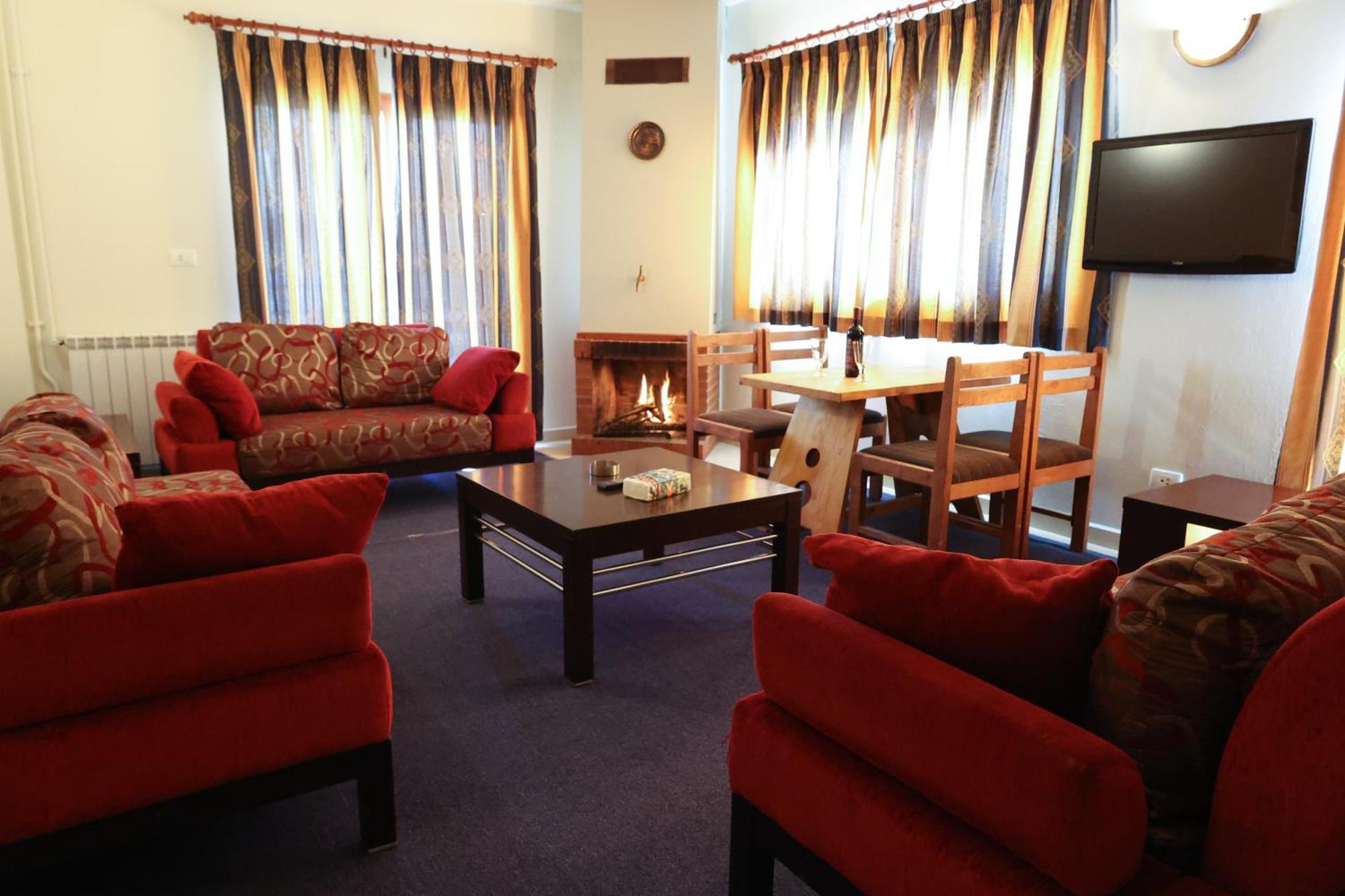 Appartement L'escale Du Mzaar à Fārayyā Extérieur photo